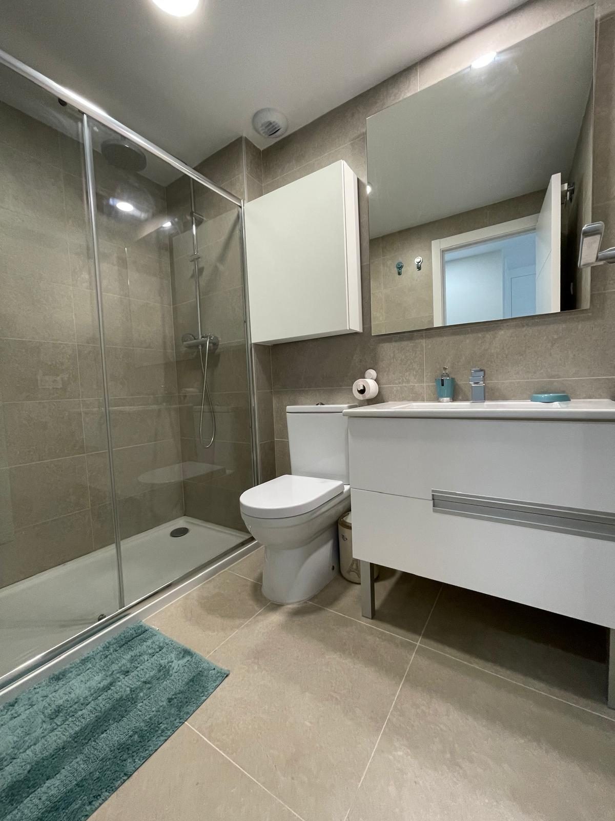 Baño con ducha, apartamento Mar de Dunas en Torrox Costa