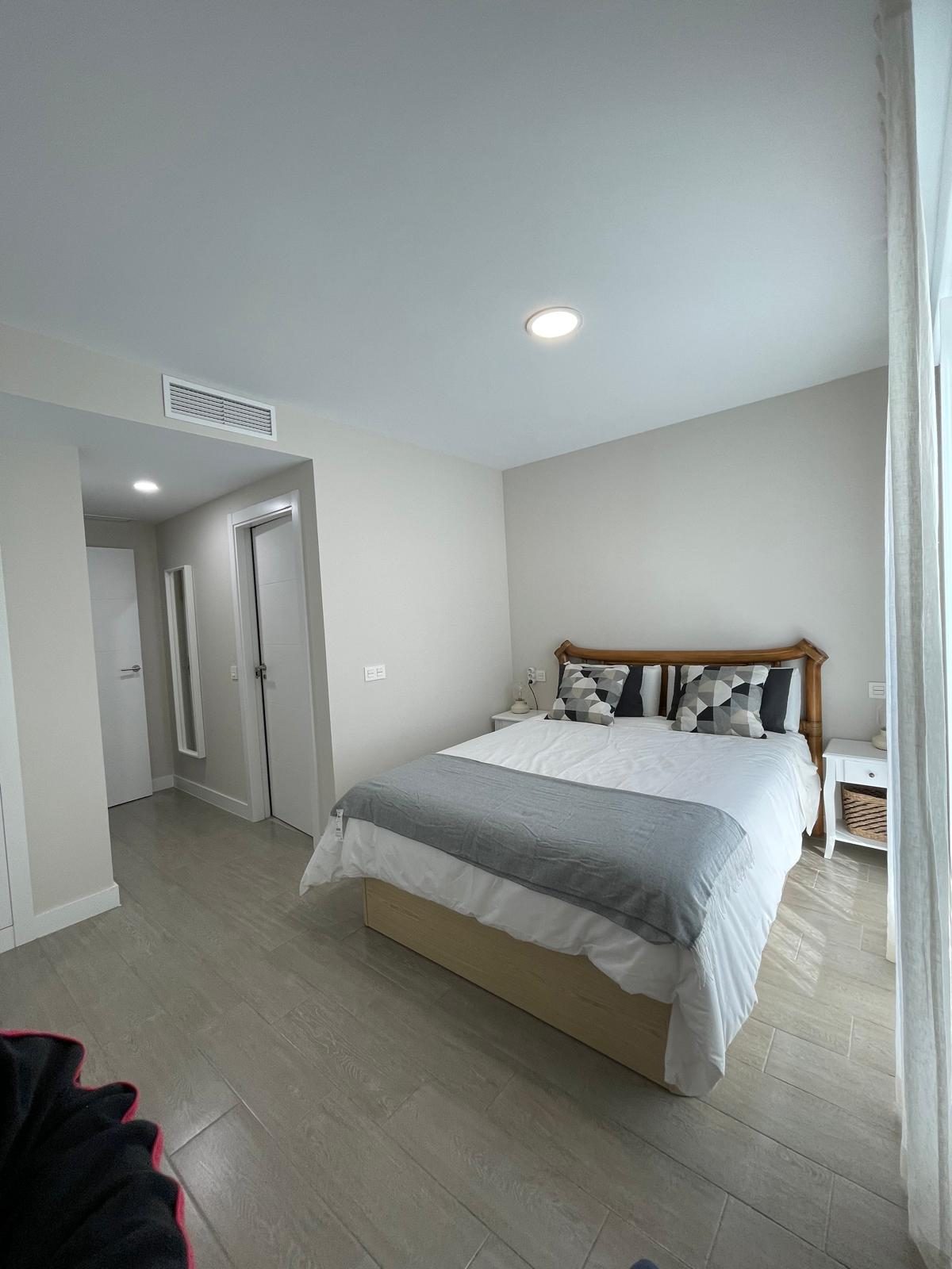 Dormitorio 2, cama doble grande, apartamento Mar de Dunas en Torrox Costa