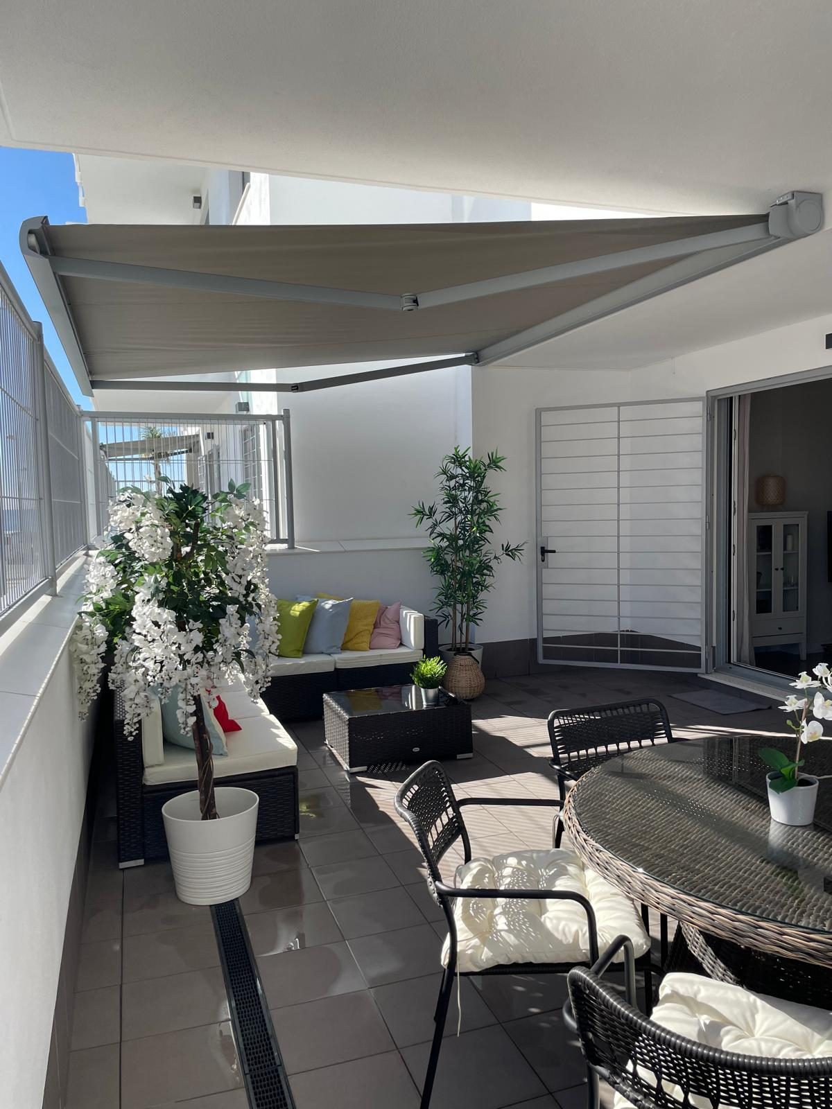 Comedor exterior, apartamento Mar de Dunas en Torrox Costa